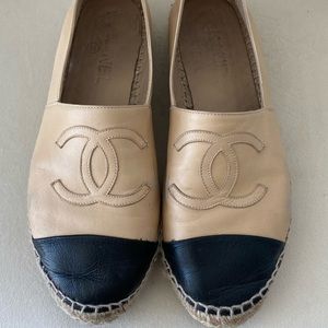 CHANEL beige and black espadrilles | size 38